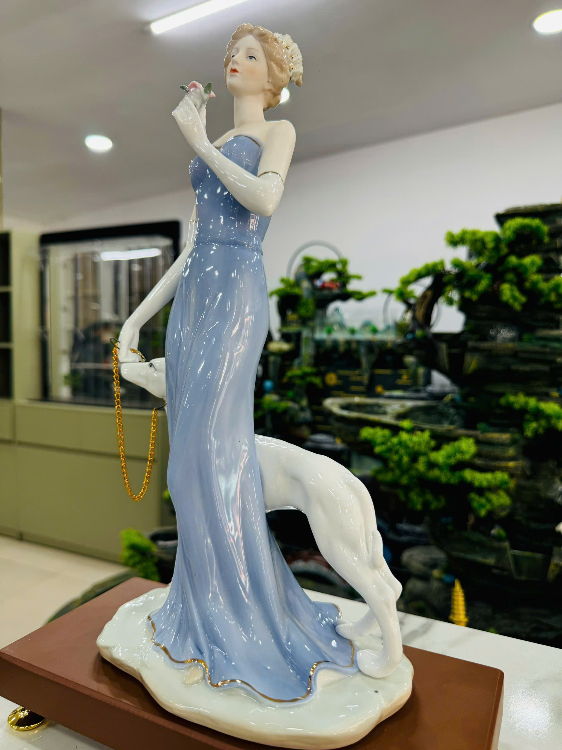 Đồ Trang Trí Tiểu Cảnh Trong Nhà Hình Cô Gái Model NC01