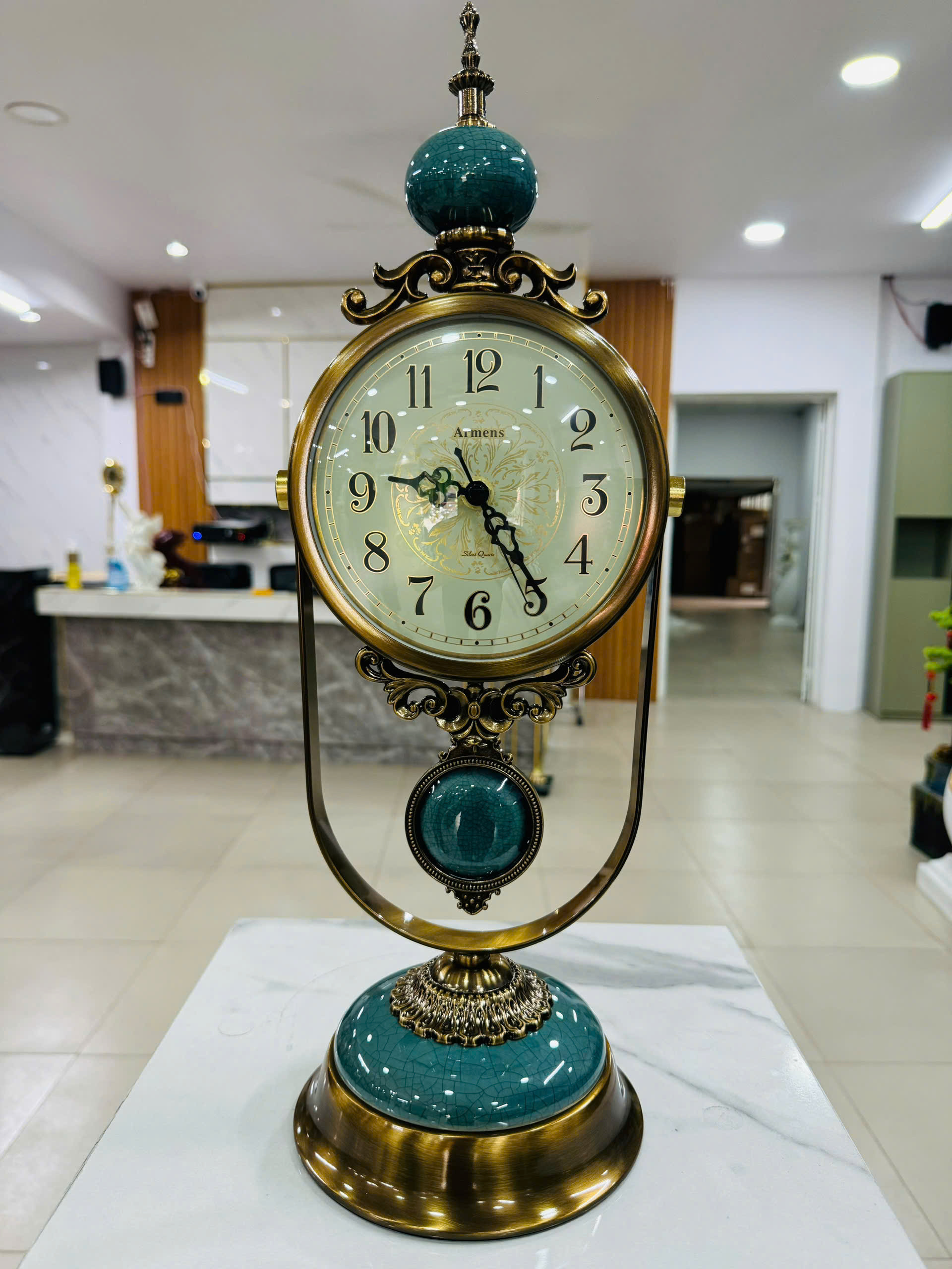 Đồng Hồ Trang Trí Để Bàn Model 6902