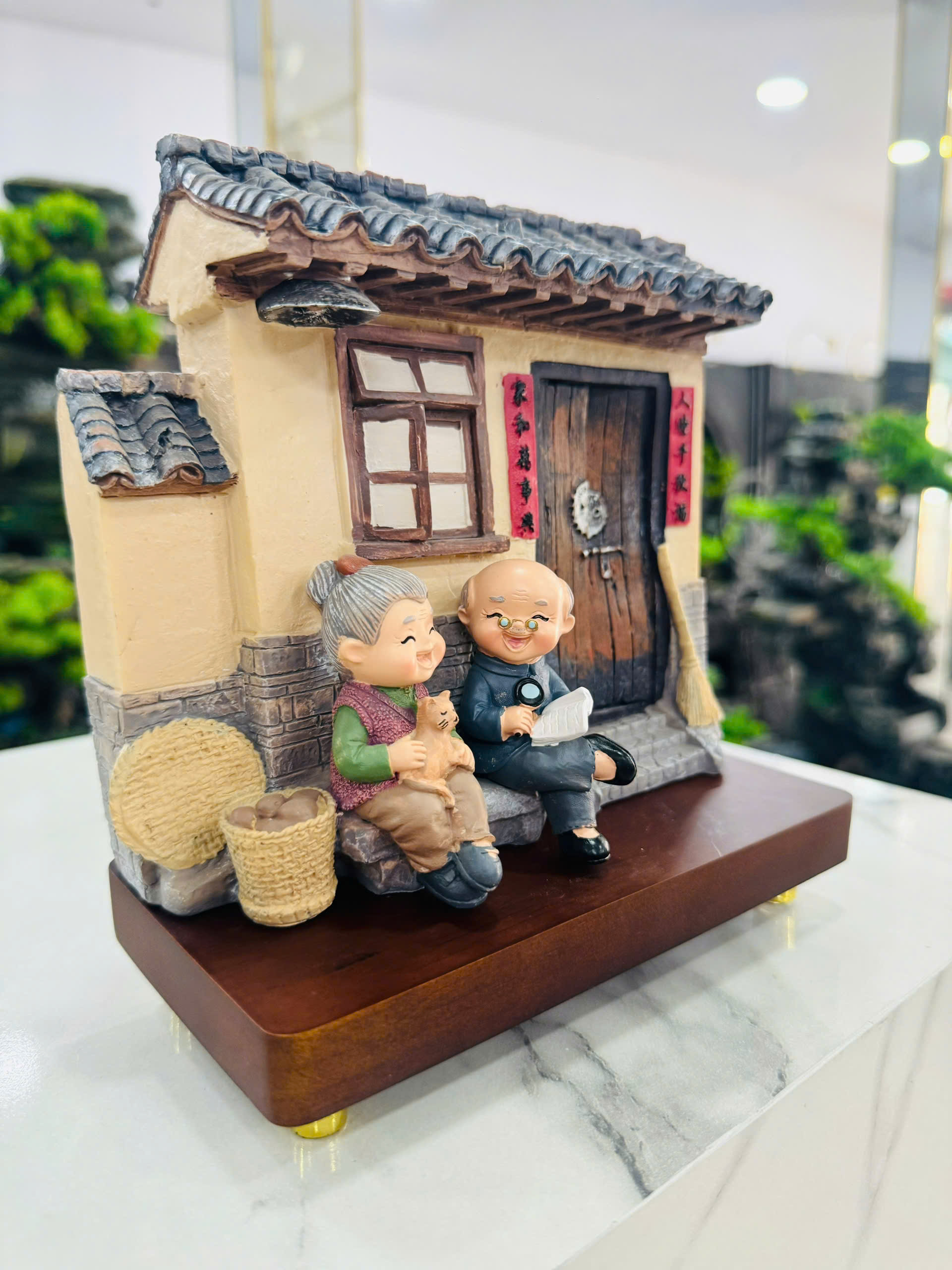 Đồ Trang Trí Tiểu Cảnh Trong Nhà Hình Con Người Model 935-11A