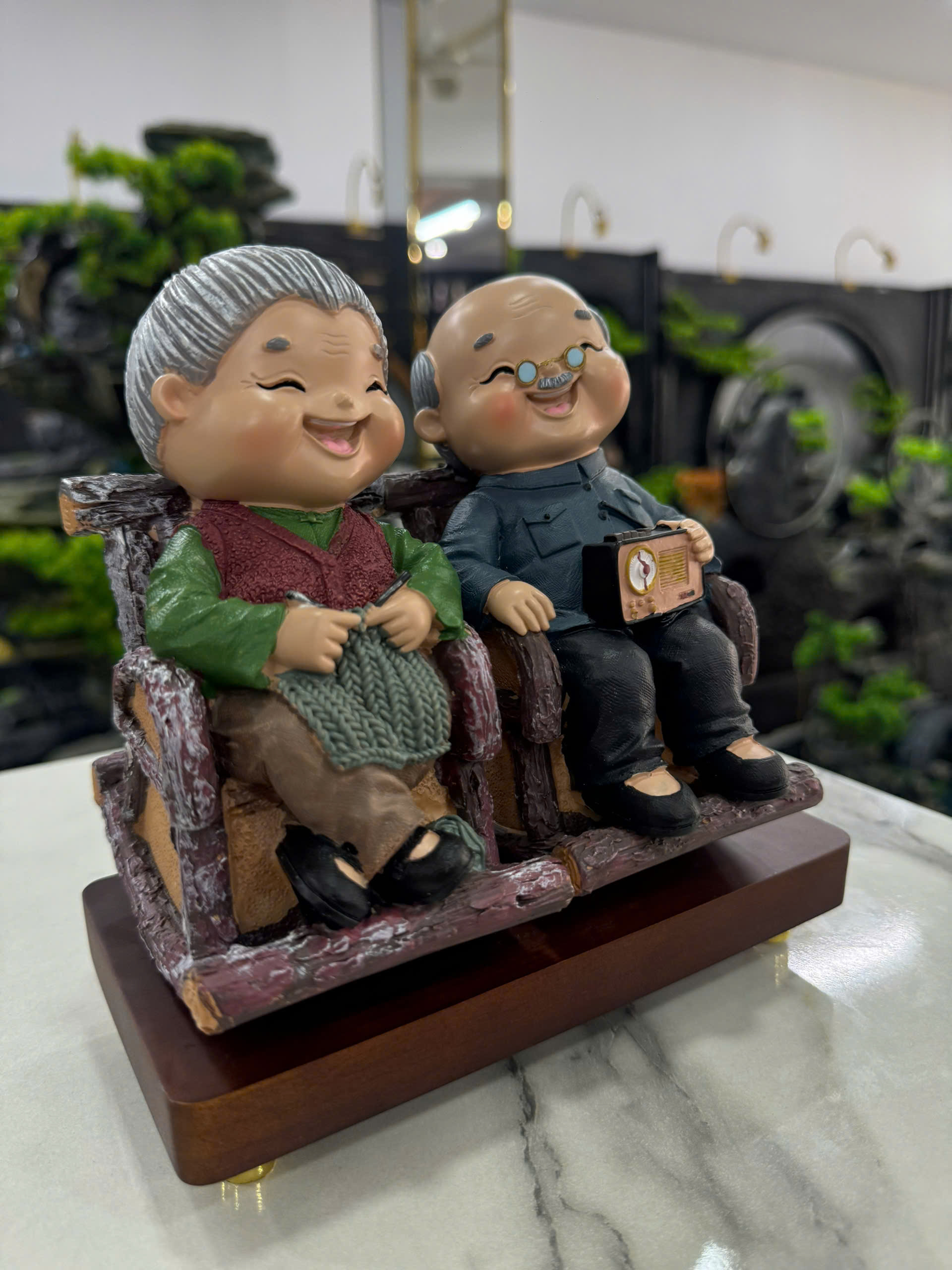 Đồ Trang Trí Tiểu Cảnh Trong Nhà Hình Con Người Model 935-6