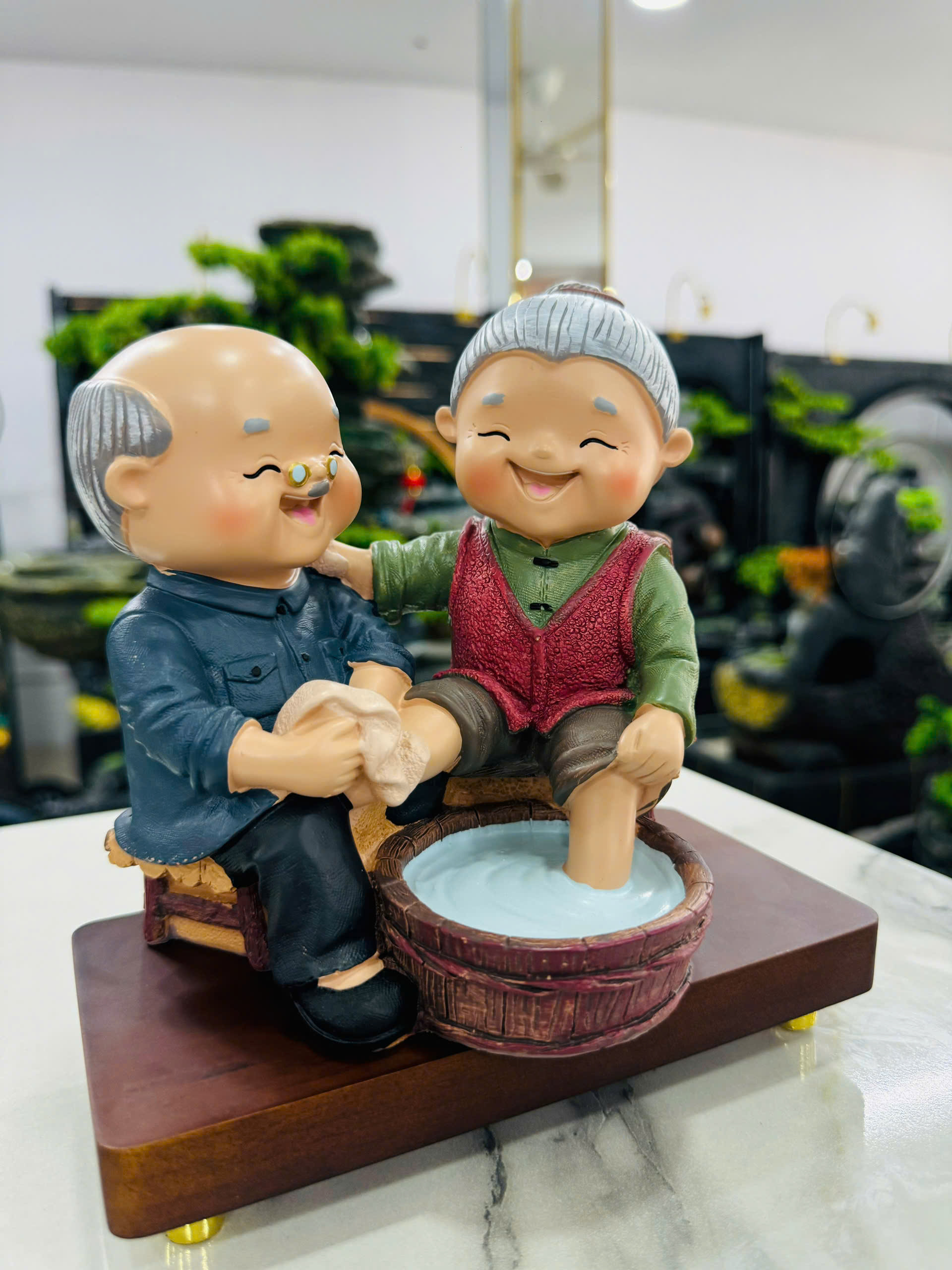 Đồ Trang Trí Tiểu Cảnh Trong Nhà Hình Con Người Model 935-2