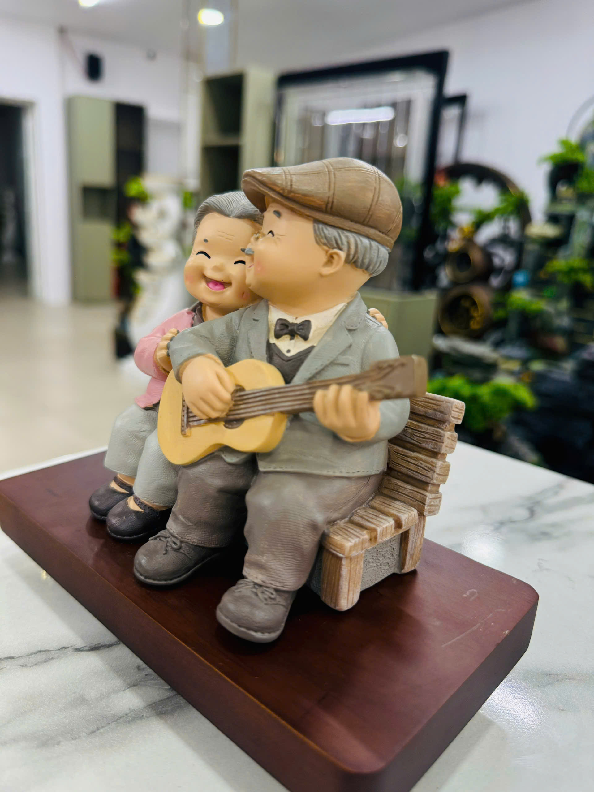 Đồ Trang Trí Tiểu Cảnh Trong Nhà Hình Con Người Model 1041-9