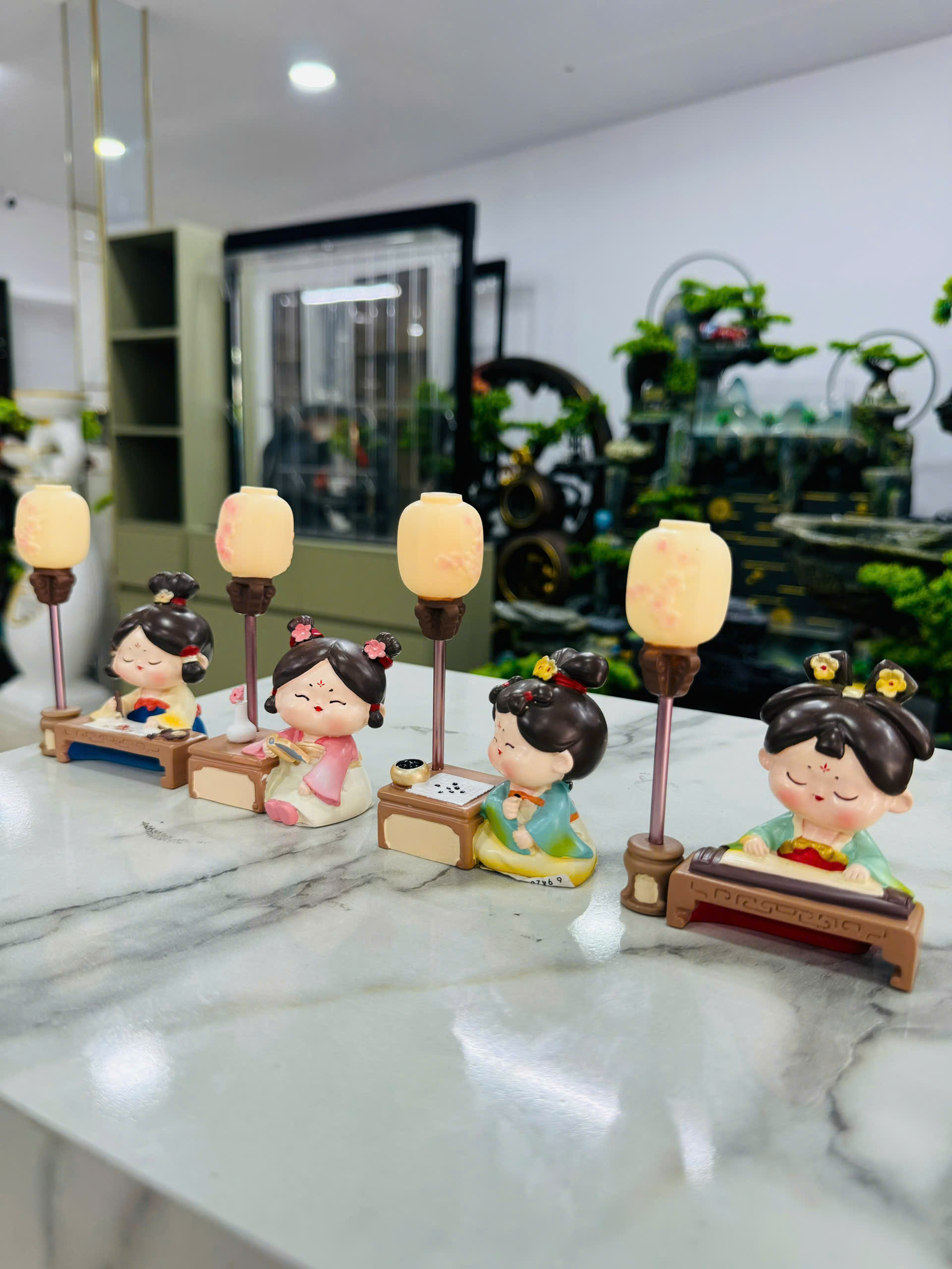 Đồ Trang Trí Tiểu Cảnh Trong Nhà Hình Con Người Model D1213-4